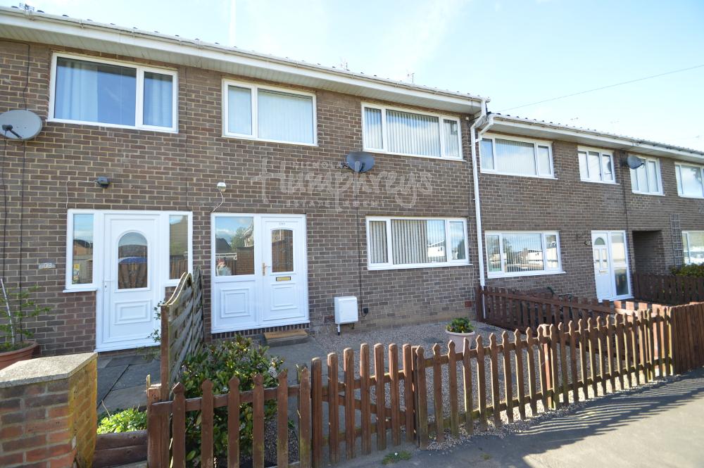 Farnham Road, Newton Hall, Durham DH1 3 bed terraced house £129,950