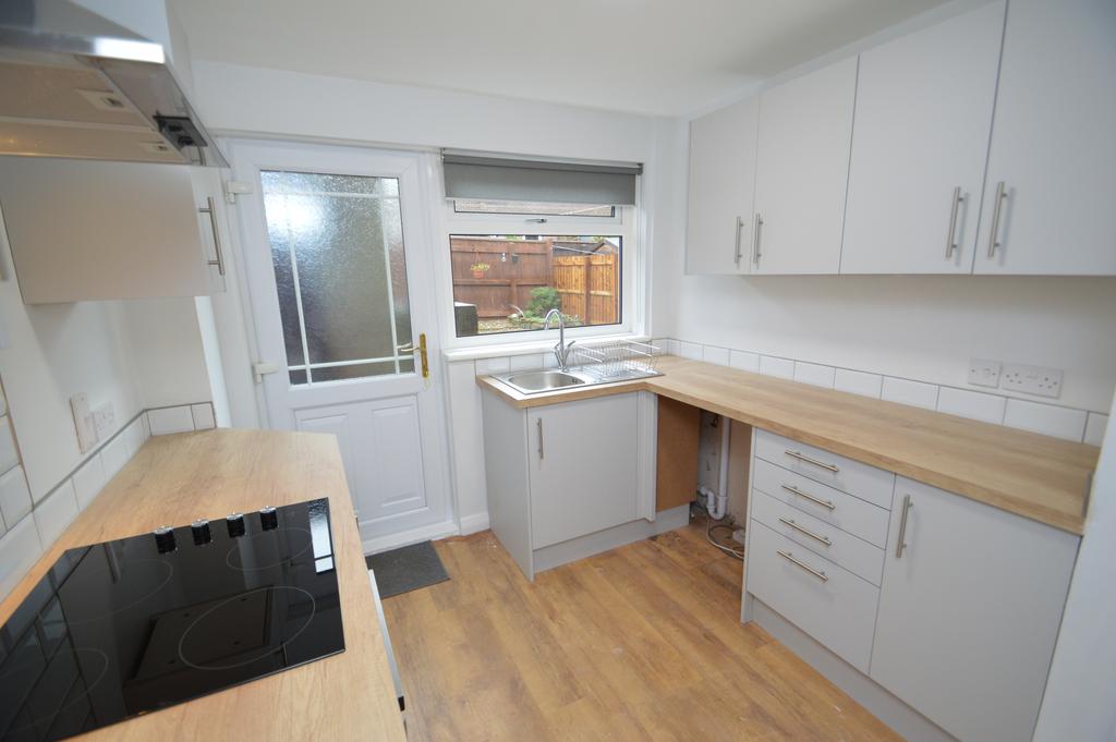 Farnham Road, Newton Hall, Durham DH1 3 bed terraced house £129,950