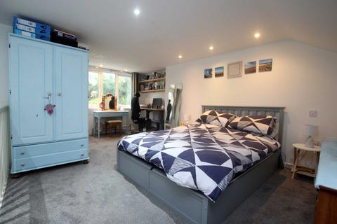 87 Lime Grove, Bideford, EX39 3JN