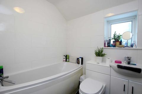 87 Lime Grove, Bideford, EX39 3JN