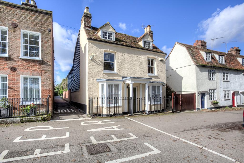 The Green, Writtle, Chelmsford, Essex, CM1 4 bed detached house £