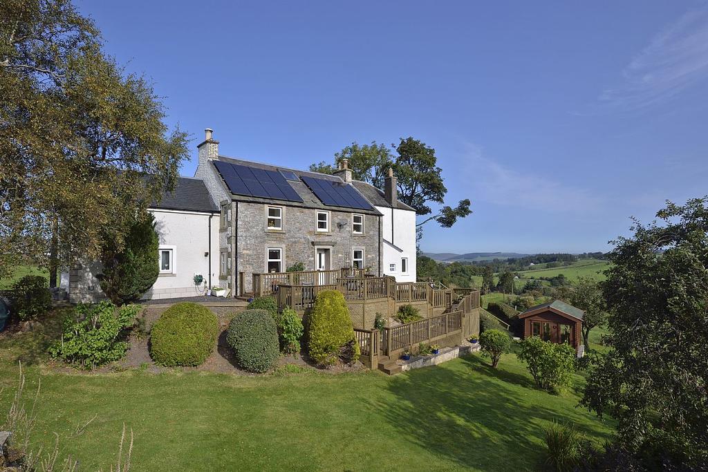 Briarbank, Ladylands, Selkirk TD7 4PX 4 bed detached house £365,000