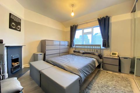 6 Dagenham Road, Romford, RM7 0BH
