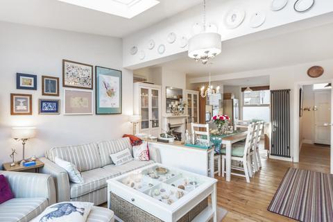 23 Percy Road, London, SE25 5NA