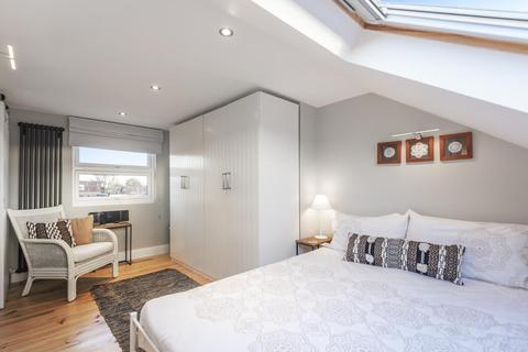 23 Percy Road, London, SE25 5NA