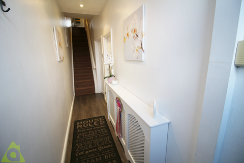 27 Chorley Road, Westhoughton, Bolton, BL5 3PD