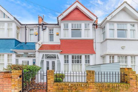 12 Riverview Grove, London, W4 3QJ