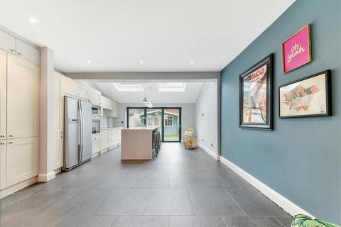 12 Riverview Grove, London, W4 3QJ