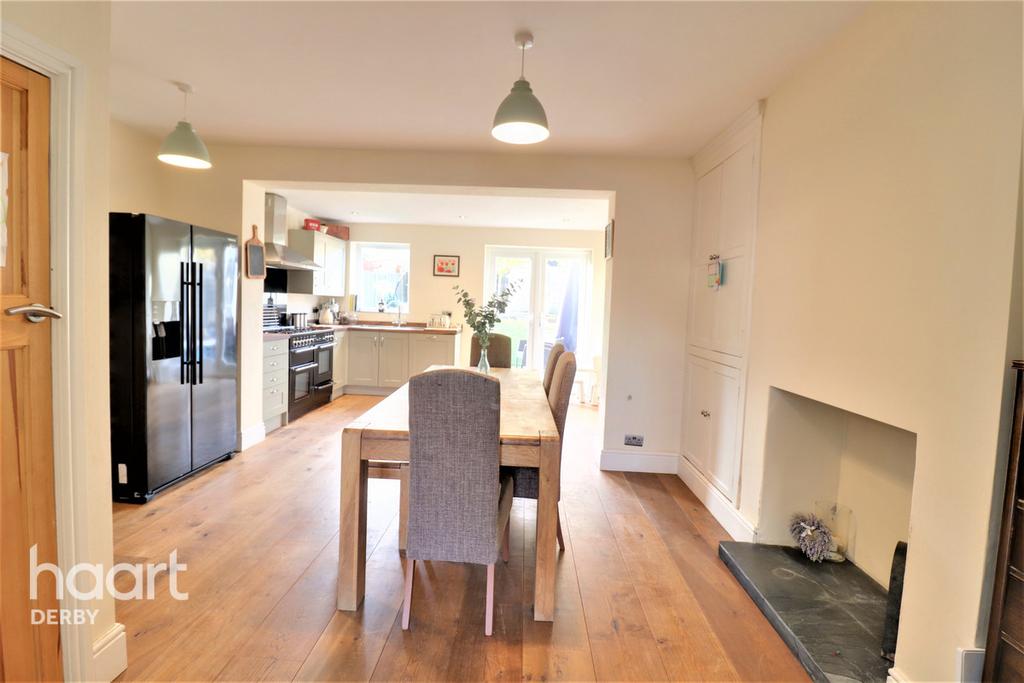 Elms Avenue, Littleover, Derby 3 bed semidetached house £240,000