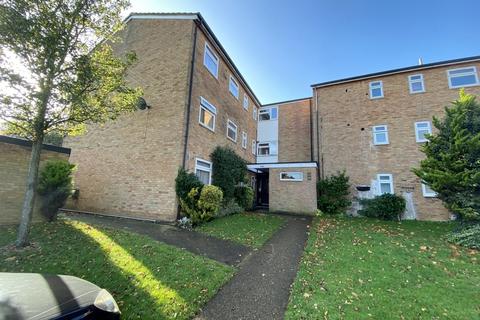 2 bedroom apartment to rent, New Wood, Welwyn Garden City