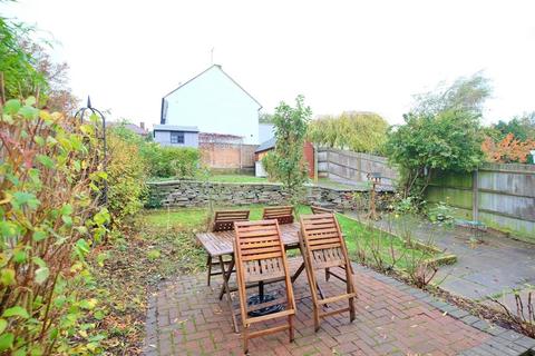10 Broom Avenue, Orpington, BR5 3BS