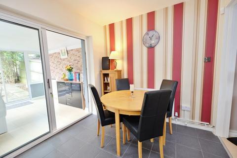 10 Broom Avenue, Orpington, BR5 3BS