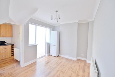 3 Willow Close, Orpington, BR5 2AZ
