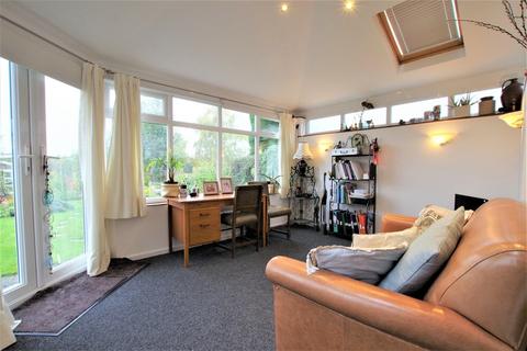 28 Jacks Lane, Marchington, Uttoxeter, ST14 8LW