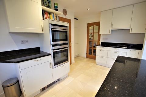 28 Jacks Lane, Marchington, Uttoxeter, ST14 8LW