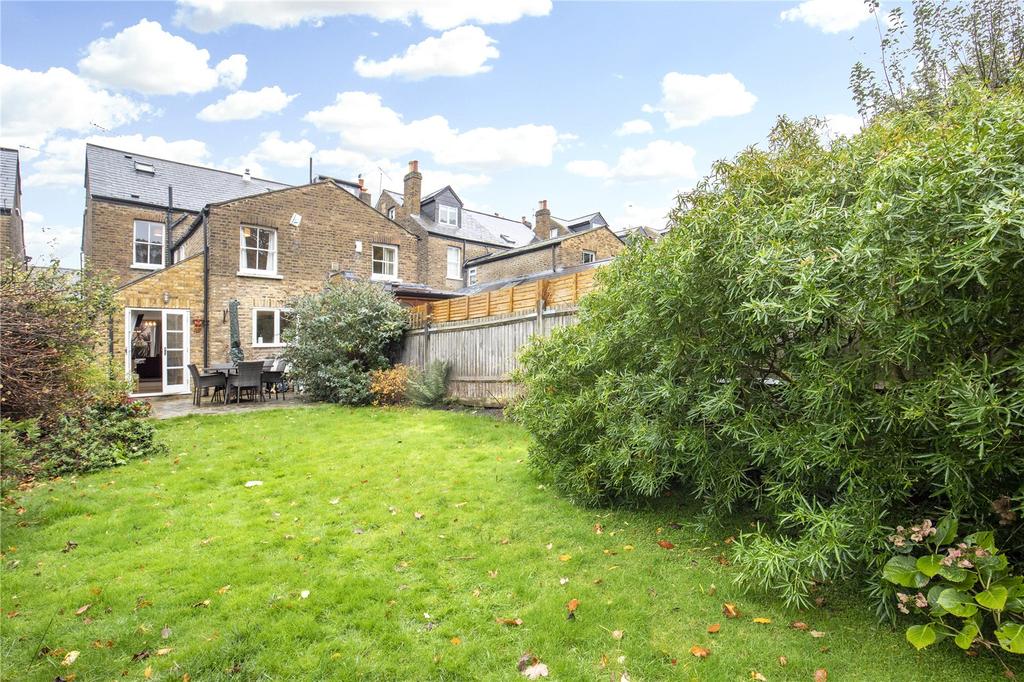 Chisholm Road, Richmond, Surrey 4 bed semidetached house £1,950,000