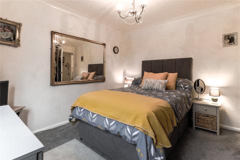 38 Bolehill Park, Hove Edge, Brighouse, HD6 2RS