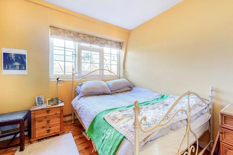 Flat 20, Wilson House Albion Avenue, London, SW8 2AS