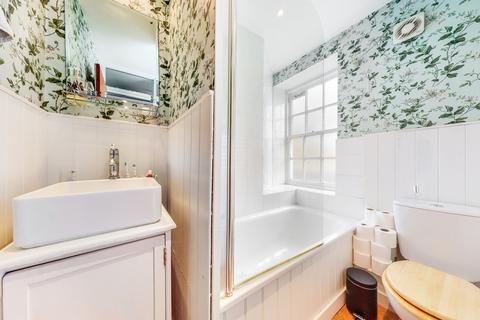 Flat 20, Wilson House Albion Avenue, London, SW8 2AS