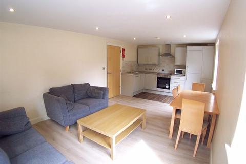 2 bedroom flat to rent, Rampart Road, Leeds