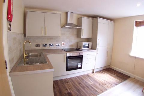 2 bedroom flat to rent, Rampart Road, Leeds