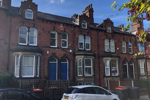 3 bedroom duplex to rent, St. Michaels Road, Leeds