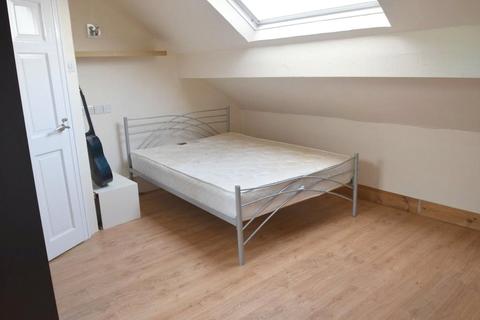1 Hall Road, Bradford, BD2 2DP
