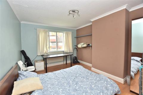 8 The Turnways, Leeds, LS6 3DU