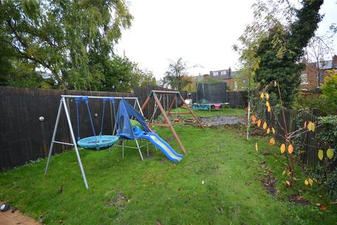 9 Darnley Avenue, Wakefield, WF2 9QJ
