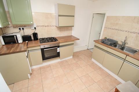 4 bedroom terraced house to rent - Meadow Street, Treforest
