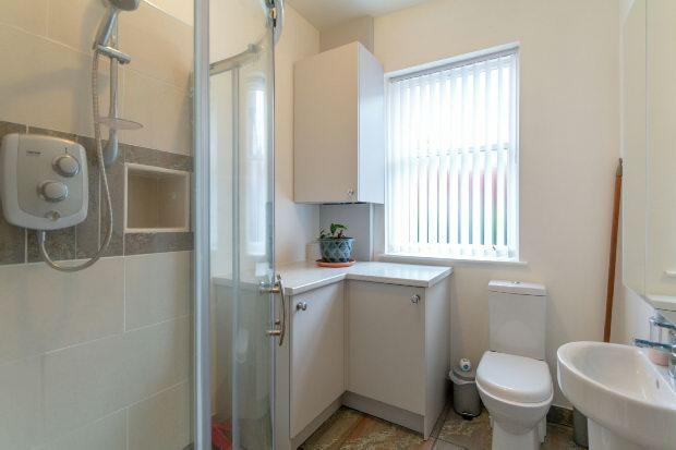 GF Shower Room 1