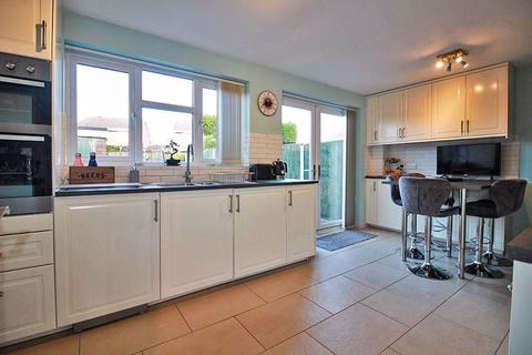 43 Beccles Drive, Willenhall, WV13 3JF