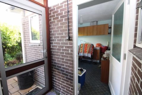 18 Cathedral View, Truro, TR1 3UF