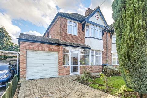 9 Hilton Way, South Croydon, CR2 9ER
