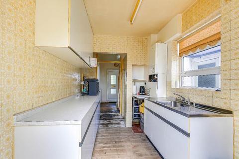 9 Hilton Way, South Croydon, CR2 9ER