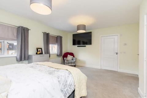71 Calderpark Road, Uddingston, Glasgow, G71 7RG