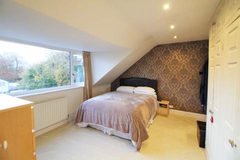 6 Oldfield Way, Wirral, CH60 6RG