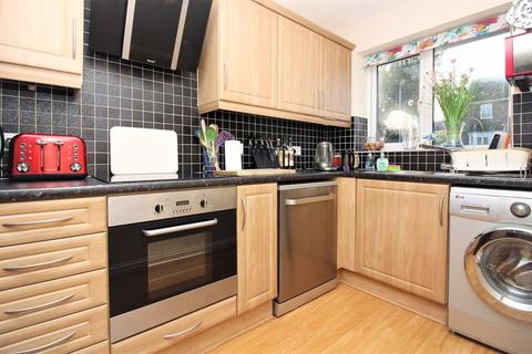 Southlands Bubwith Road, Chard, TA20 2BN