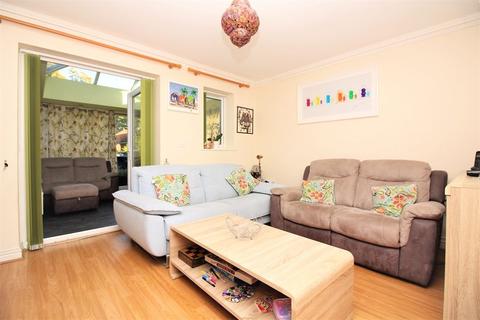 Southlands Bubwith Road, Chard, TA20 2BN