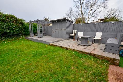 71 Bridle Close, Paignton, TQ4 7ST