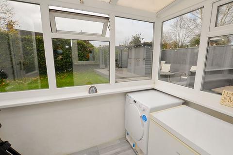 71 Bridle Close, Paignton, TQ4 7ST