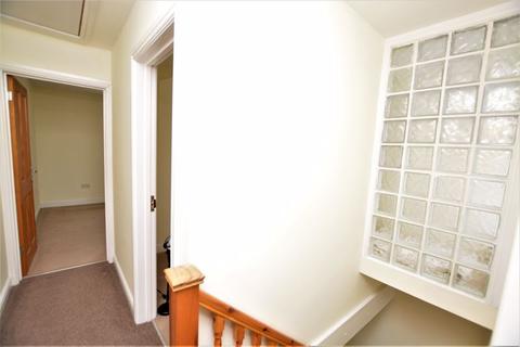 3 Mill Place, Datchet, Slough, SL3 9HX
