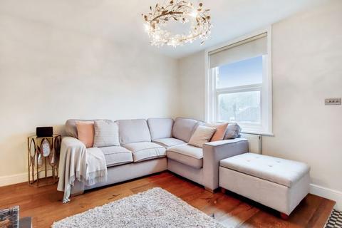 103 Godstone Road, Kenley, CR8 5BD