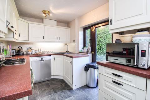 63 Armshead Road, Werrington, Stoke-on-trent, ST9 0EG