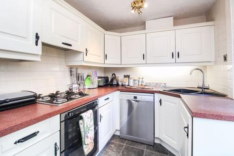 63 Armshead Road, Werrington, Stoke-on-trent, ST9 0EG