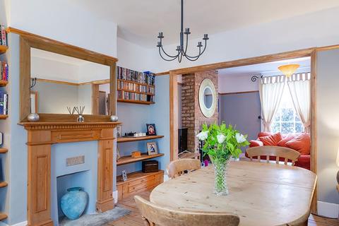 27 Prospect Road, Long Ditton, Surbiton, KT6 5PY