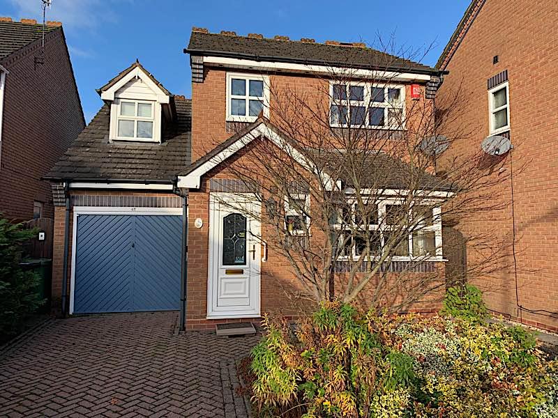 WOLLASTON Belfry Drive 4 bed detached house £329,950
