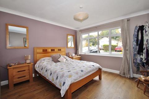16 Parklands, Freeland, Witney, OX29 8HX