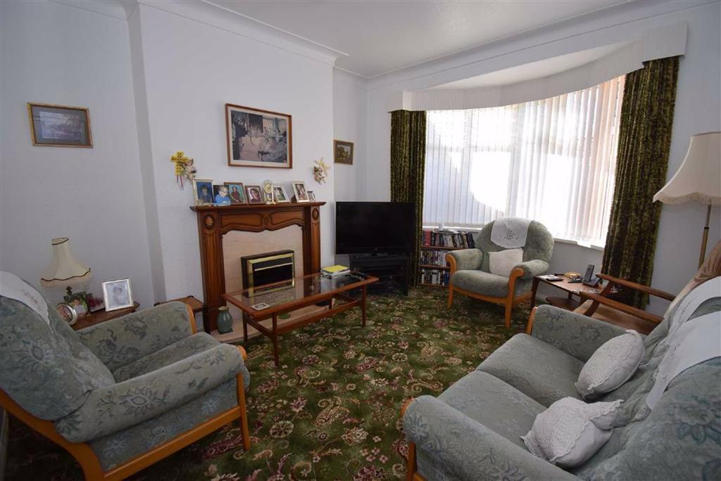 Hemsley Road, South Shields 2 bed semidetached bungalow £219,950