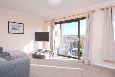 6 Barrow Close, Brighton, BN1 7FL